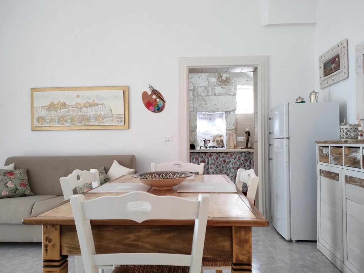 Colori D'Artista Lejlighed Ostuni Eksteriør billede